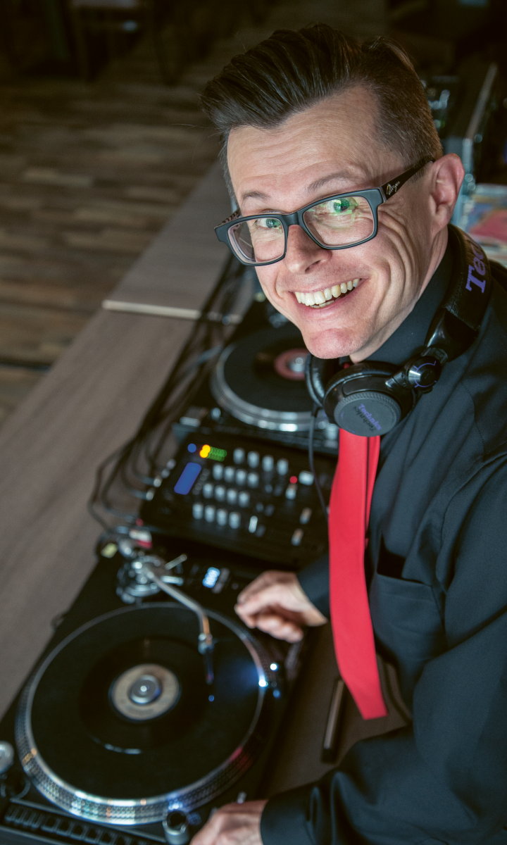 img-kig_2026_dj_alexander_720x1200px.jpg